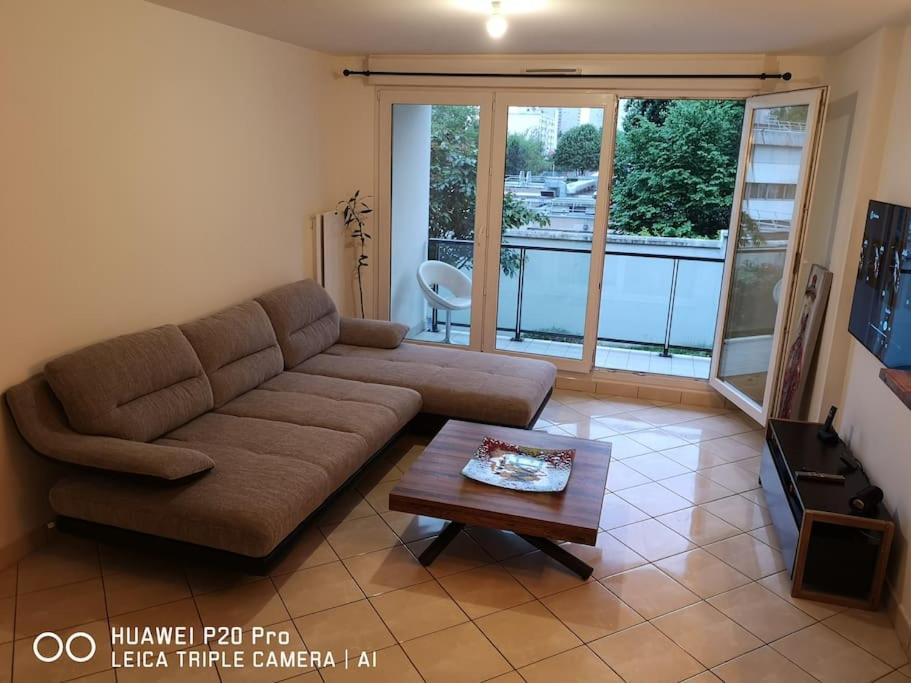 Spacieux 3 Pieces Sur Jardin Ivry-sur-Seine Esterno foto